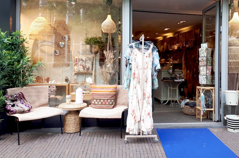 Blauwe loper bij De Showroom Blauwe loper bij De Showroom
